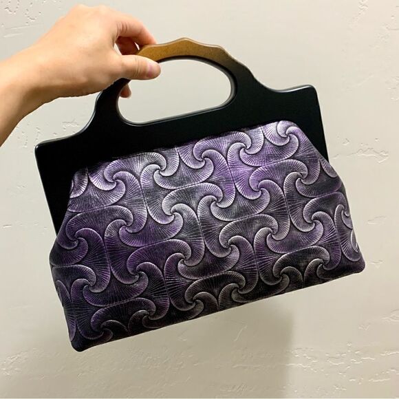 Handmade Genuine Embossed Leather Gradient Metallic Wooden Frame Bag/Crossbody - Picture 1 of 11